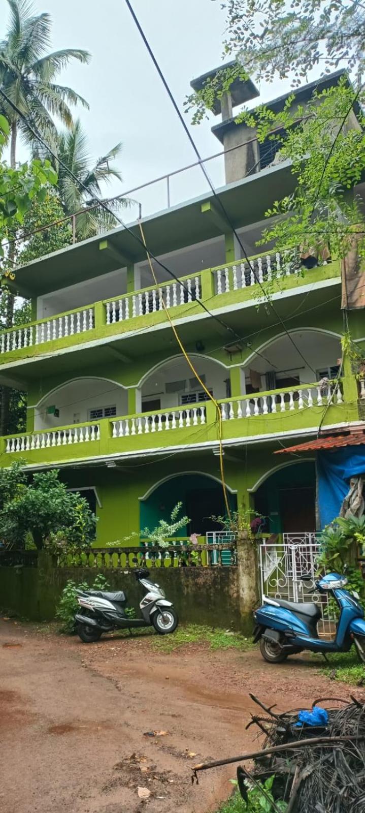 Shree Ganesh Guest House Arambol Eksteriør billede